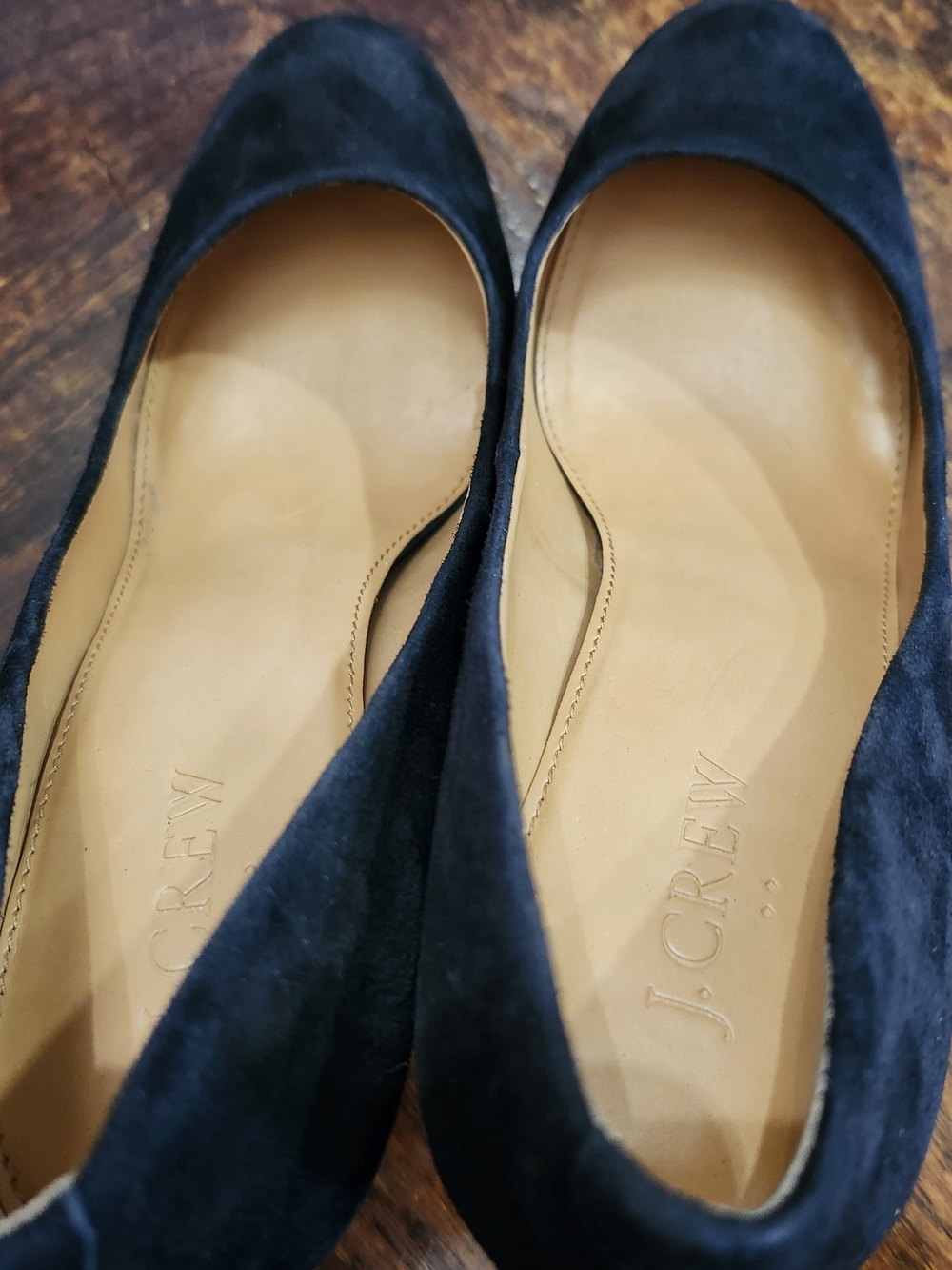 J. Crew Women's Black Suede Classic Pump. Sz 7.5 - Picture 6 of 8